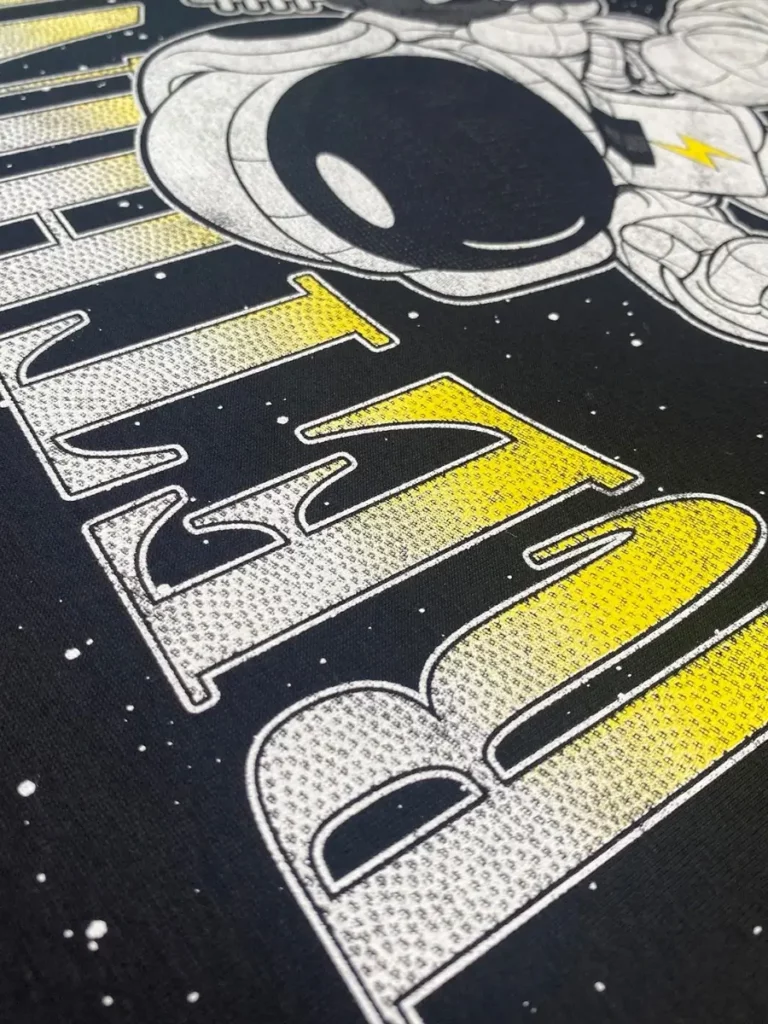 Halftone Print close Up On T Shirt
