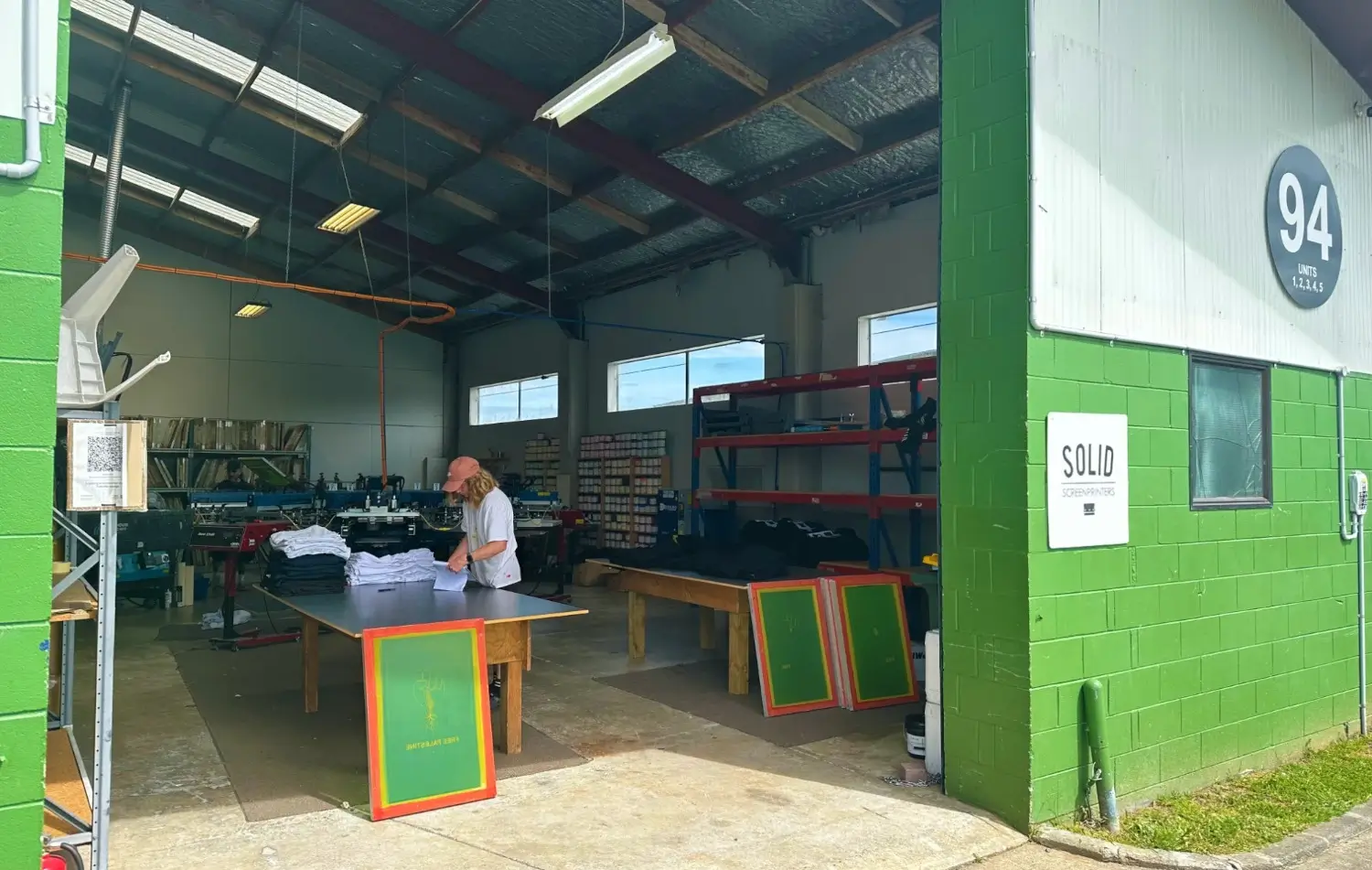 Solid Screenprinters Shop From Outside